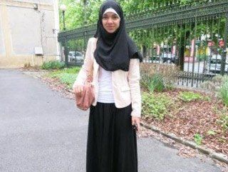 Fransa'da Müslüman kız öğrenciye uzun etek yasağı