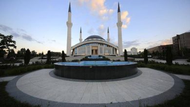 Diyanet'ten Camilere akülü engelli aracı şarj ünitesi