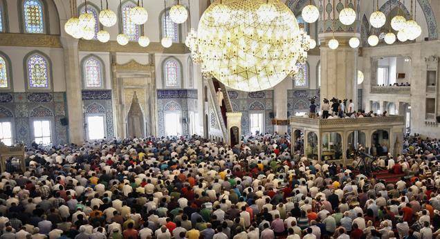 Cuma Hutbesi: Allah'a Yakın Olma Arayışı: Kurban