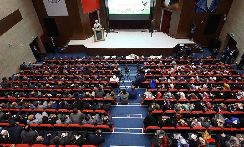 Diyanet İşleri Başkanı Görmez, Tekirdağ'da, din görevlileriyle bir araya geldi