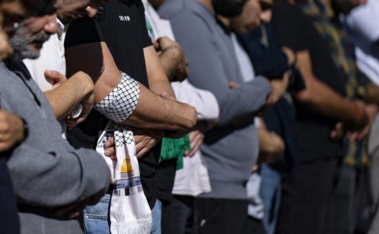 “Filistin’de katledilenler için bütün camilerde salalar okunacak, gıyabi cenaze namazı kılınacak”